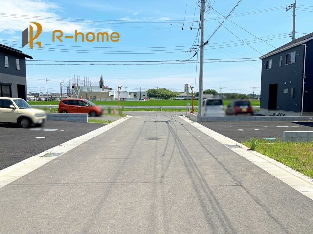 水戸市河和田町第3　新築戸建て　6号棟の前面道路含む現地写真|堂々！建物完成♪実際のお部屋をご見学可能です♪
ご見学が一番の資料！お気軽にお問い合わせ下さい♪