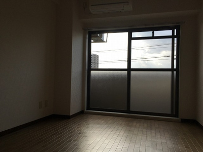 【居間・リビング】 | ノルデンハイム相川 | 広々としたお部屋です