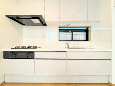 【キッチン】 | ◆横浜市栄区長沼町中古住宅◆ | ◆住宅ローンのご相談や周辺環境のご案内も含め、ローンに詳しい、地元に詳しいスタッフがお出迎えさせていただきます。お気軽にご相談ください。