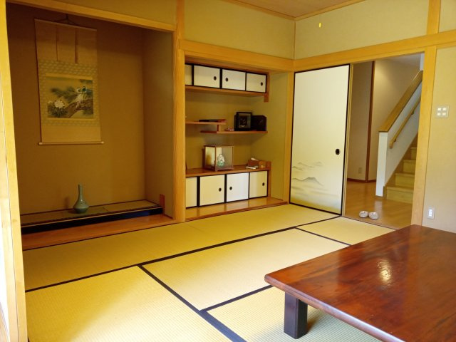 【和室】 | 湯河原《理想郷》戸建住宅 | リビング隣室の和室です。