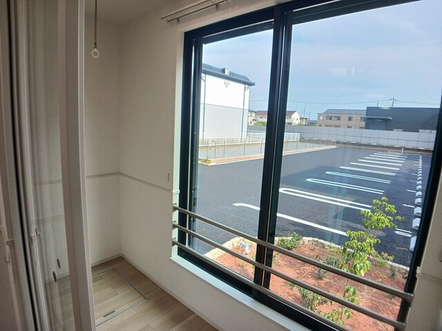 ホワイトクロッカスのバルコニー