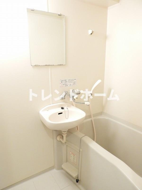 リーガル北梅田の独立洗面台|選べる家電プランあり！！