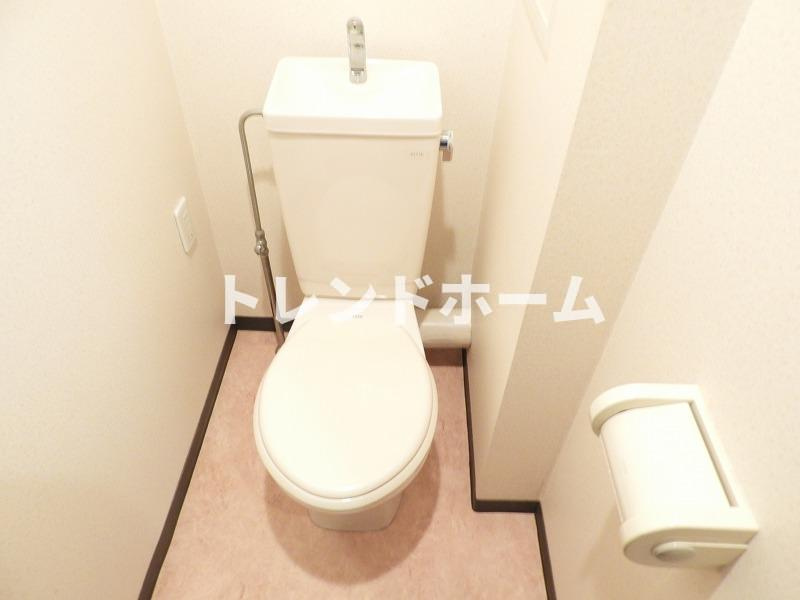 リーガル北梅田のトイレ|選べる家電プランあり！！