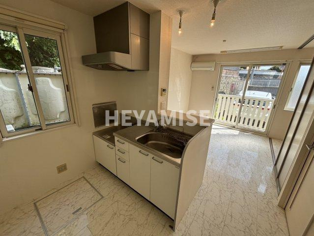 メゾン・ラ・パトリアGのキッチン