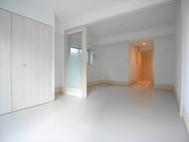 プリオーレ三宮 の居間・リビング