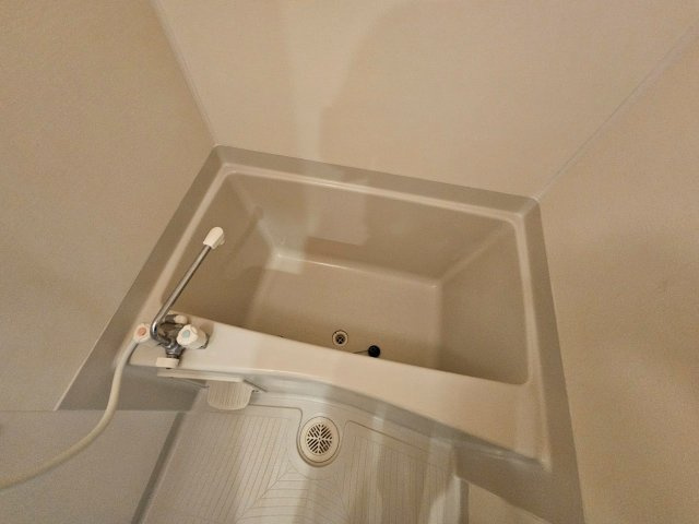 六甲アパートメントの浴室