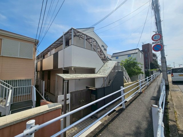 六甲アパートメント