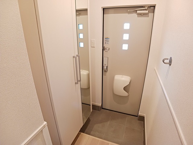 エアリースクエアの玄関|その他