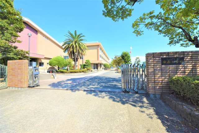 熊本市南区南高江6丁目第1-1棟（2号棟）の周辺|城南小学校