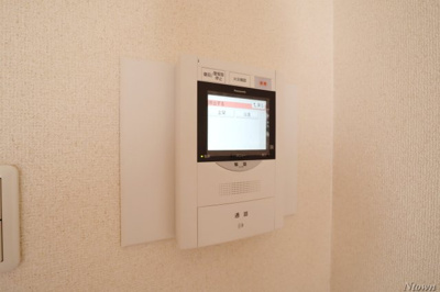 【セキュリティ】 | プレサンス桜通アベニュー | モニター付きインターホンです