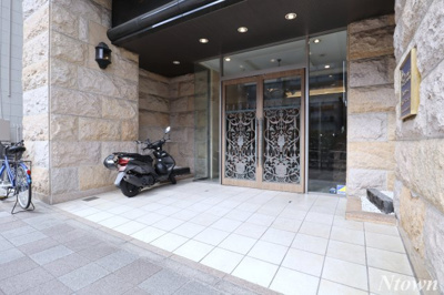 【エントランス】 | プレサンス桜通アベニュー | 建物の内部です