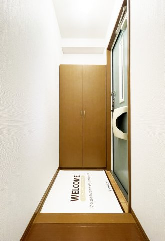 プラザ･シャルム　Ｃ棟の玄関