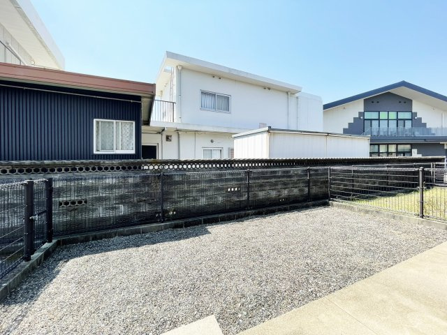 プラザ･シャルム　Ｃ棟の庭