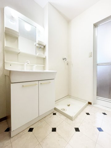 プラザ･シャルム　Ｃ棟の洗面所