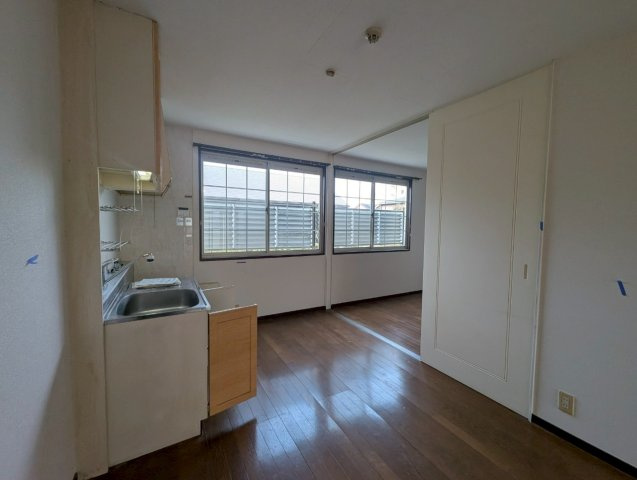 サンライズ曽根西ハイツの居間・リビング