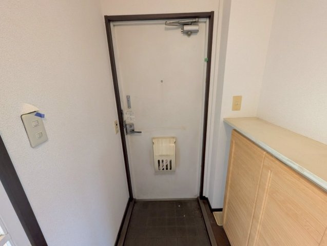 サンライズ曽根西ハイツの玄関