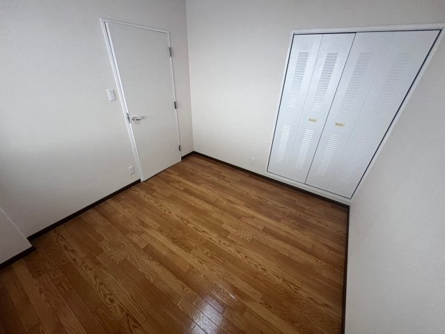 グランベール刀根山の寝室