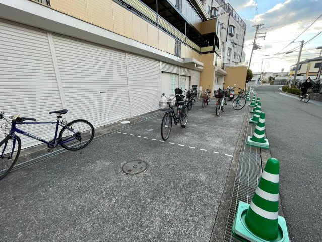 ラ・ルーチェの駐車場