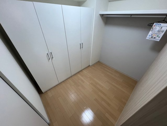 豊中市西泉丘３丁目の賃貸マンションの内装