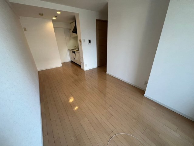 豊中市西泉丘３丁目の賃貸マンションの居間・リビング