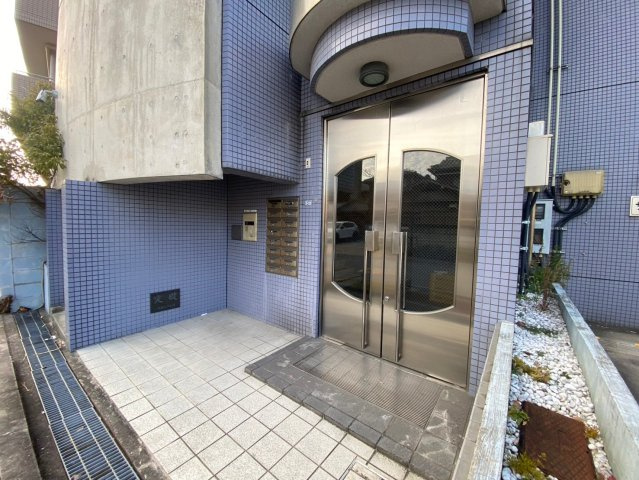 サンパティゼ豊中のエントランス