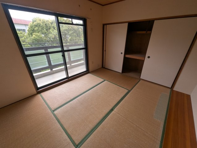 プレシオ緑ヶ丘の和室