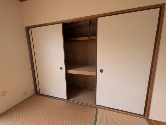 プレシオ緑ヶ丘の収納