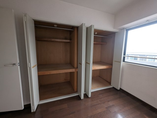プレシオ緑ヶ丘の収納