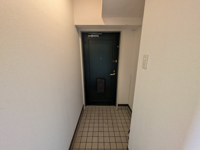 プレシオ緑ヶ丘の玄関