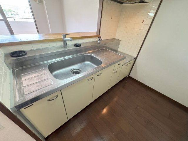 スプリングヒルズIIIのキッチン