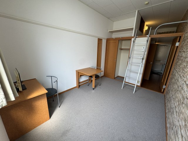 スクエア豊中の洋室
