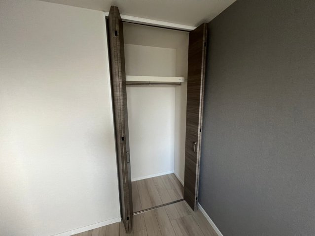 豊中市桜の町６丁目の賃貸マンションの収納