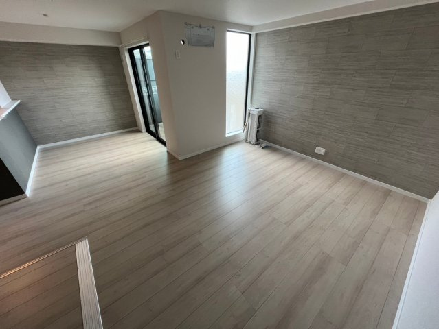 豊中市桜の町６丁目の賃貸マンションの居間・リビング