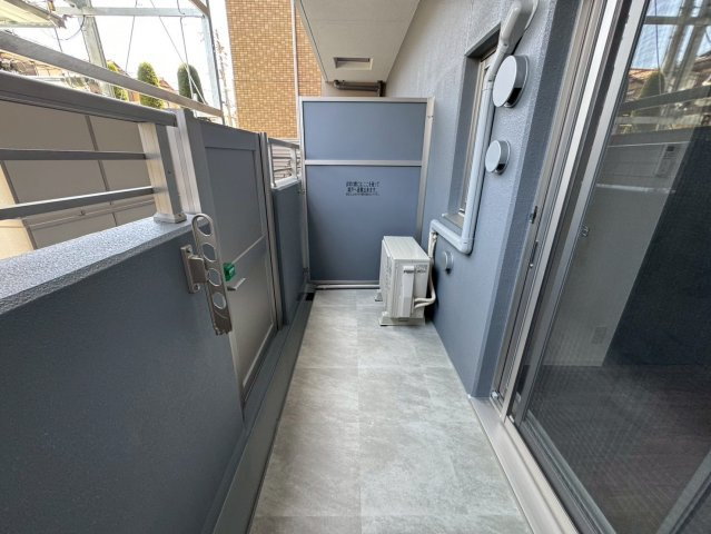 ArtizA緑地公園のバルコニー