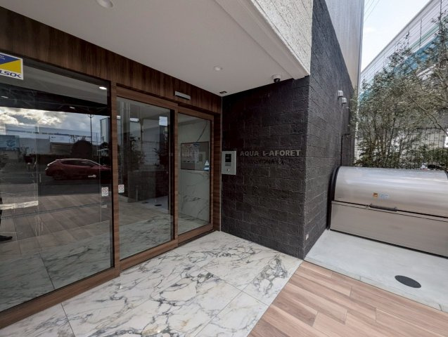 アクアラフォレ豊中のエントランス