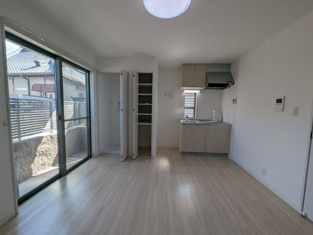 プラウニー本町の居間・リビング