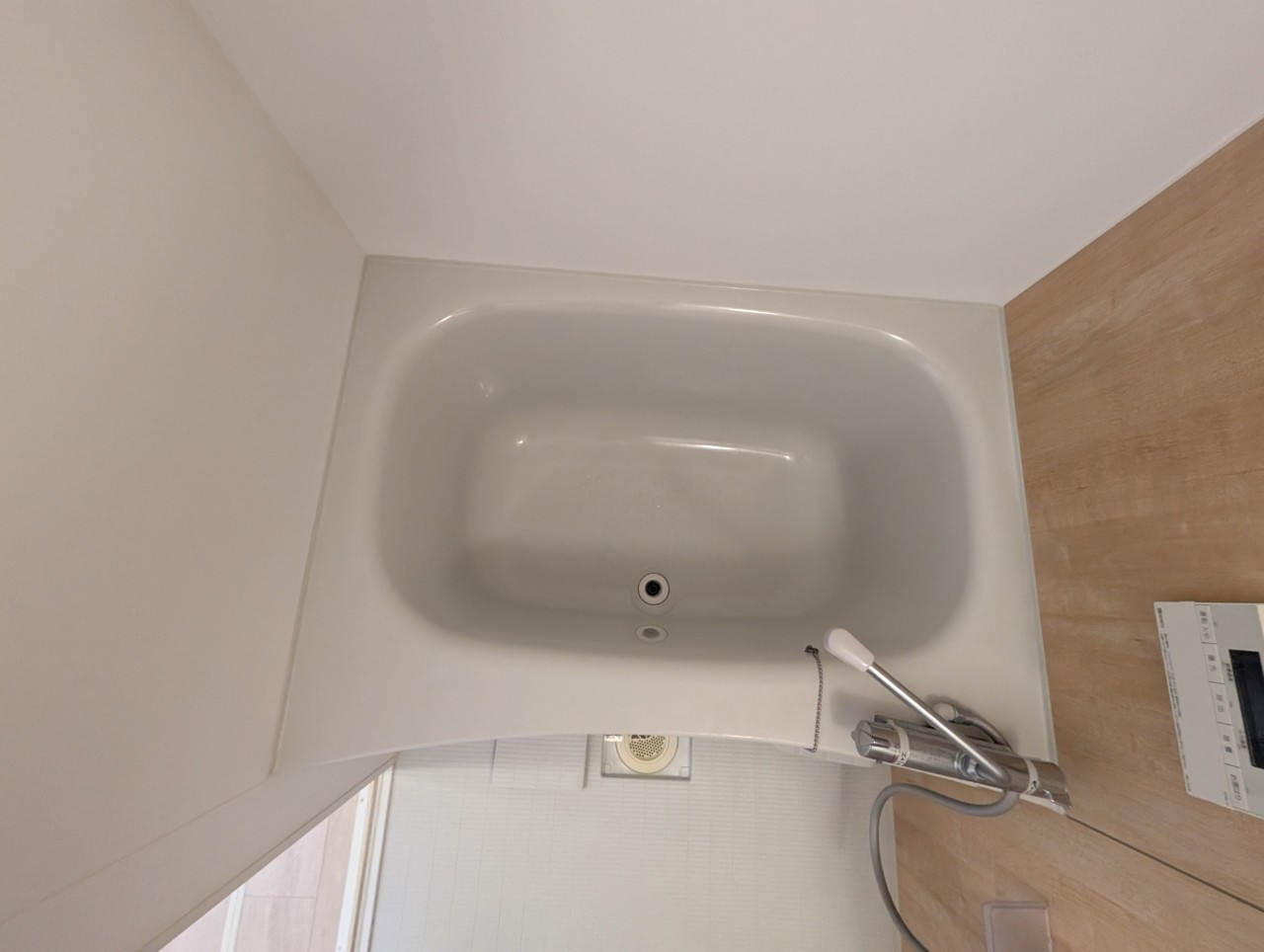 プラウニー本町の浴室