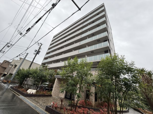 豊中市岡上の町２丁目の賃貸マンション