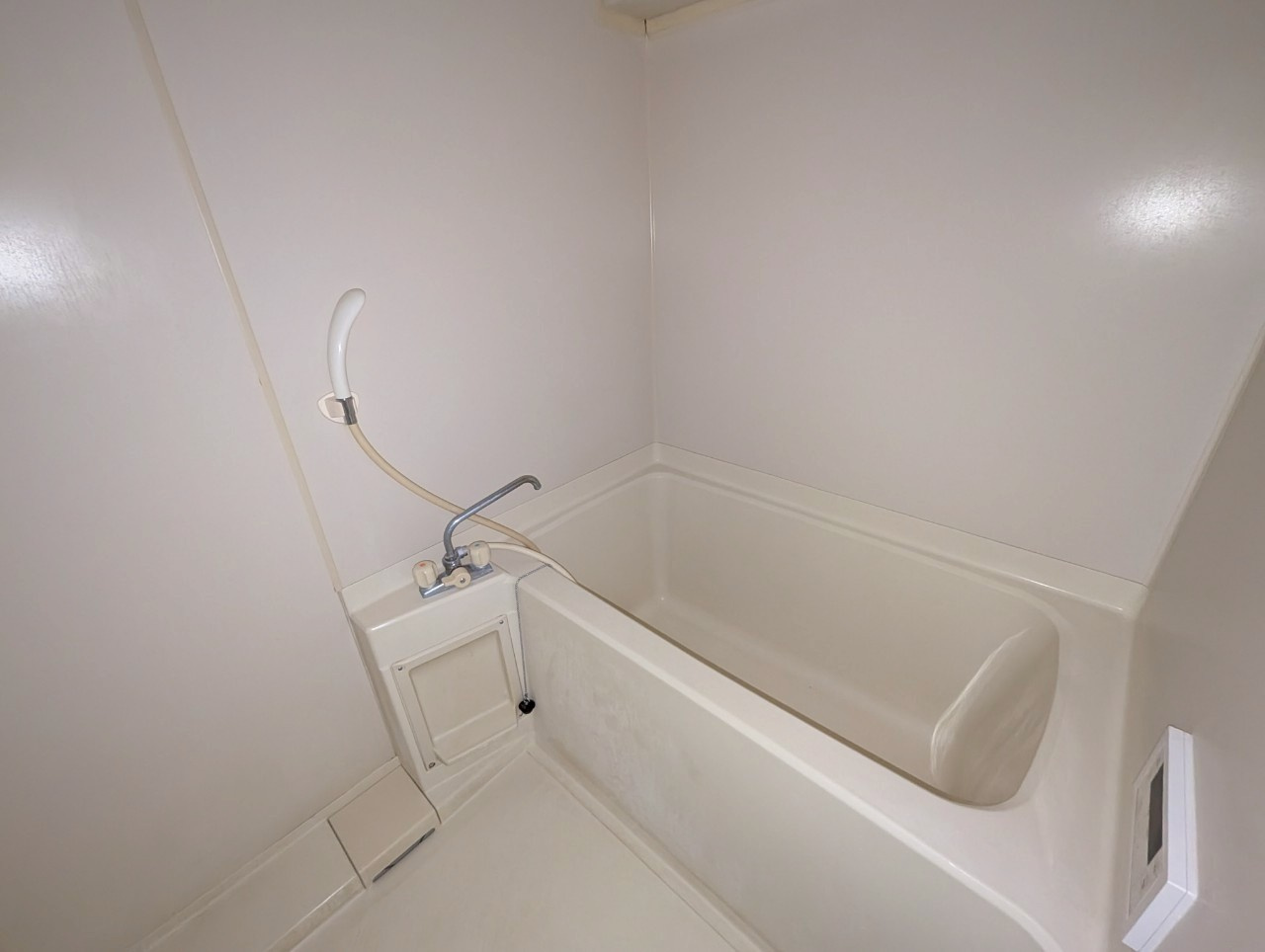 エドケンベルトピア豊中Ⅰの浴室