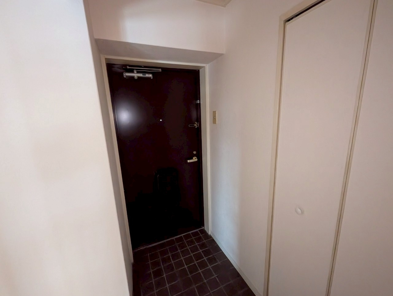 エドケンベルトピア豊中Ⅰの玄関