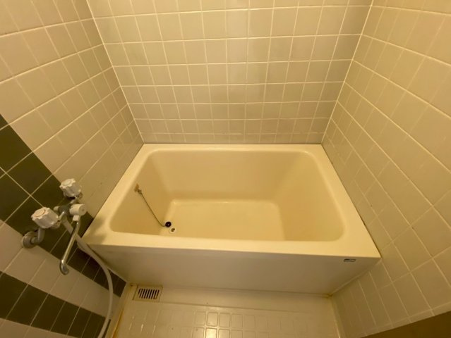 リブレ待兼山の浴室