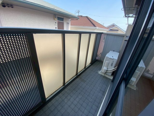 豊中市柴原町１丁目のハイツのバルコニー