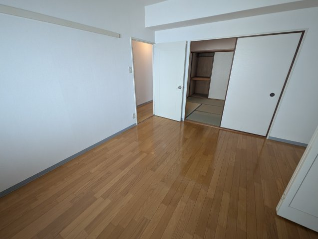 ＴＧＣマンション第9の洋室