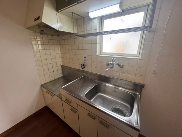 シャトー曽根東のキッチン