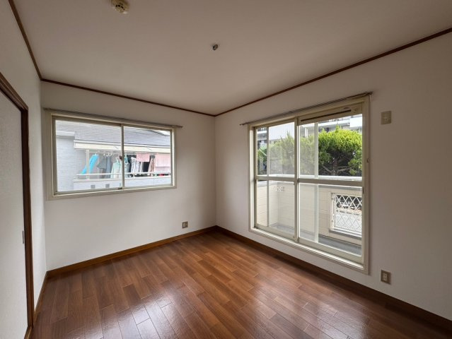 シャトー曽根東の寝室