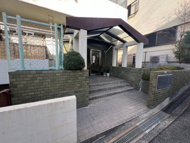 アメニティ曽根のエントランス