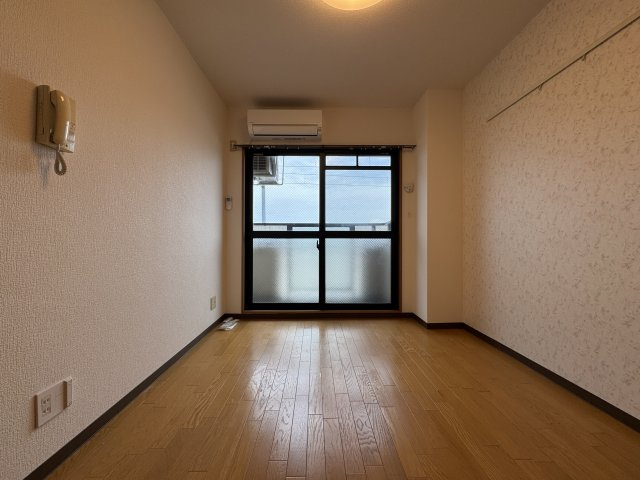 エルフ豊中の居間・リビング