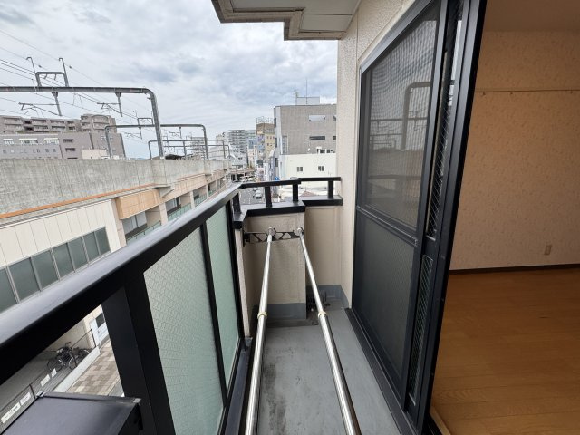エルフ豊中のバルコニー