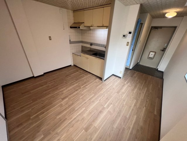 豊町ヴィラの居間・リビング