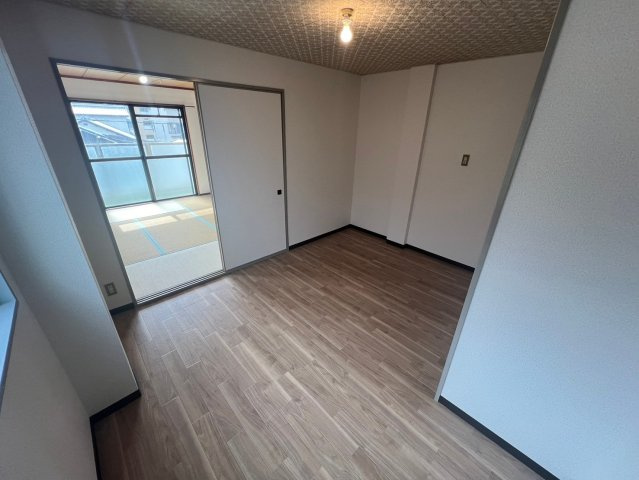 豊町ヴィラの居間・リビング